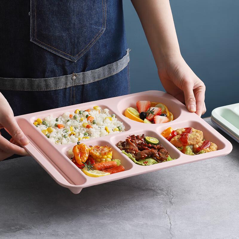 Набор partitioned тарелок с миской из пшеничной соломы