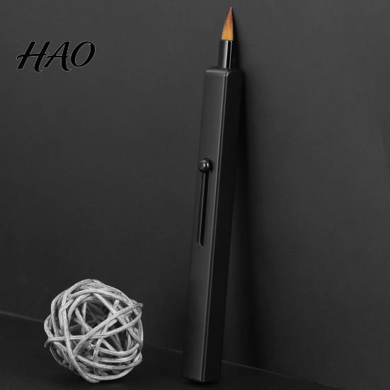 Lip Smudge Brush Dustproof Design Soft Bristle Matte Texture Non-slip Comfortable Grip Beauty Tool Multifunctional Retractable Makeup for Lady