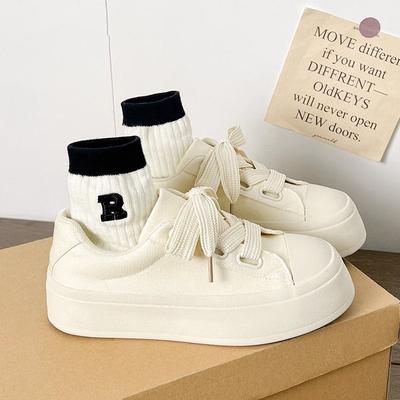 Туфли на платформе белые женские 2024 осень новые женские туфли нишевая повседневная обувь для скейтбординга студенческие универсальные парусиновые туфли ins tide