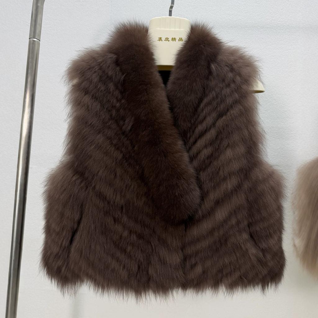 Time pine forest autumn and winter new thin short car strips fox fur vest jacket women's fur vest