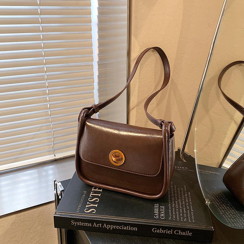 Popular Small Square Bag Women's Autumn and Winter New Shoulder Armpit Bag High-end Retro Messenger Bag