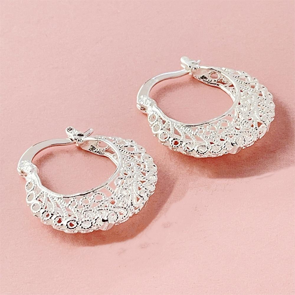2026 Jewelry Copper Silver Plated 2.2 * 2CM Hollow Moon Geometric Earrings