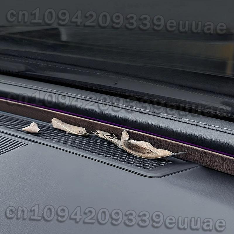 Suitable for Mercedes-Benz E300 new E-class C-class GLC300/C260 dashboard air outlet protection dust cover interior car supplies