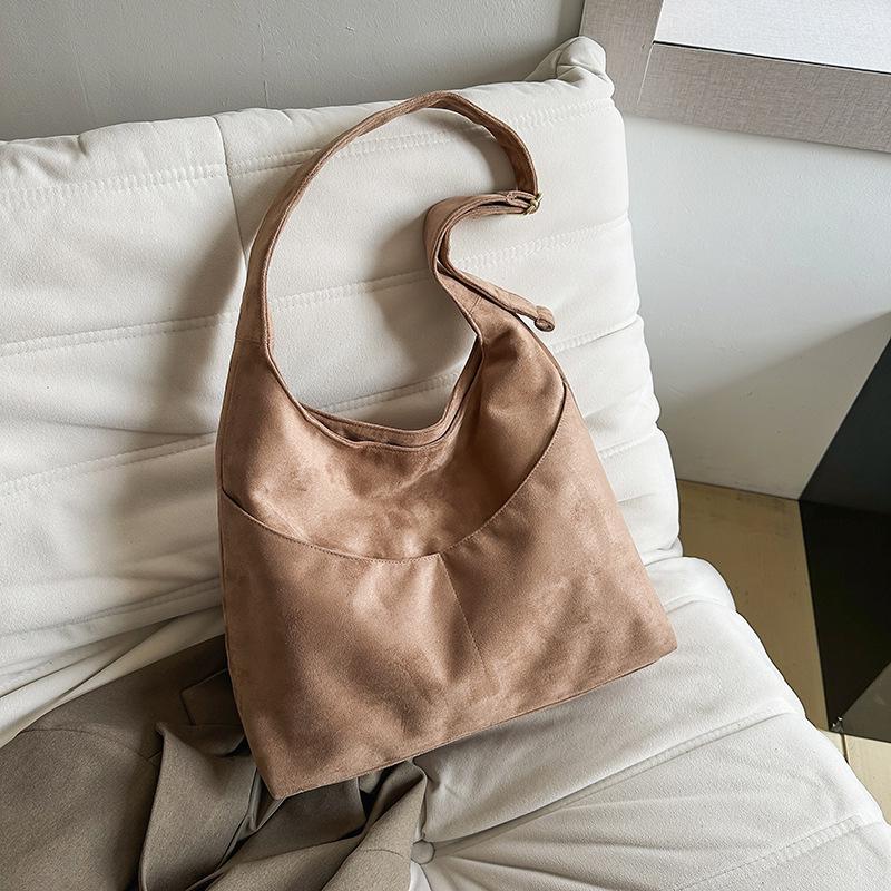 Женская ретро-сумка 2025 - Большая вместимость, Матовая текстура, Универсальная сумка через плечо/тоут