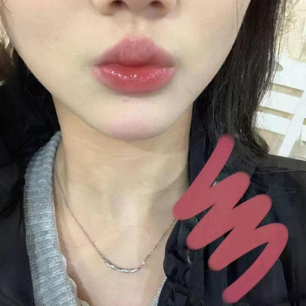 Ugly Fish x Essence Увлажняющий блеск для губ: Легкий, Зеркальная полировка, Антипригарный, Не выцветающий, Осветляющий. Идеально подходит для студентов!