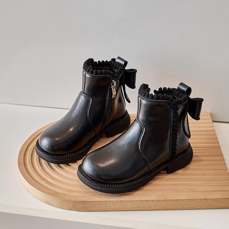 Девочки Анкле-ботинки Сзади Бант Детские Короткие Ботинки Мягкая Подошва 2026 Девичьи Кожаные Ботинки Принцессы с Теплым Хлопком