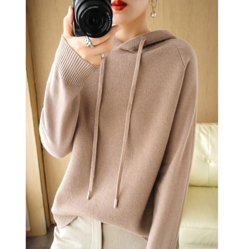 2025 Autumn/Winter Women's Hooded Knit Sweater - Long Sleeve, Solid Color, Loose Fit, Versatile Commuting Style