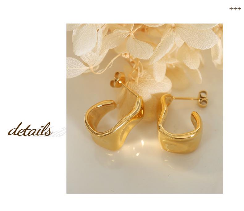 2022 French Niche Irregular Geometric Metal Earrings - Non-fading Women's Design