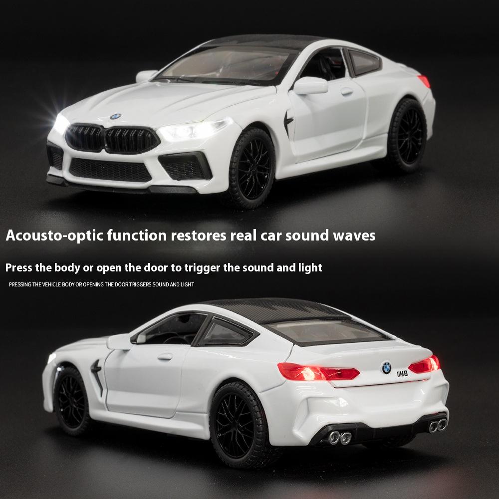 Масштаб 1/32 Модель автомобиля BMW M8 из сплава, Звук и свет, Инерционный механизм, Игрушка для детской комнаты и Предмет коллекционирования