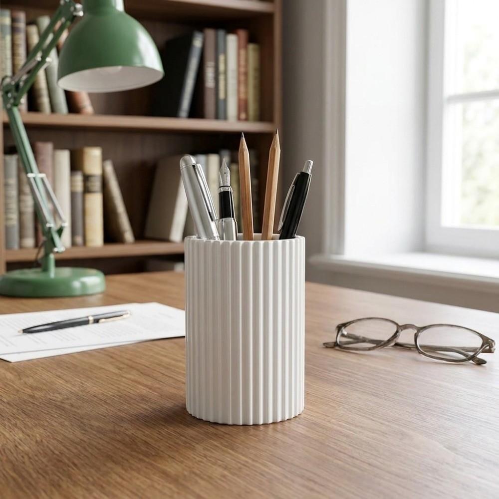 Minimalist Pencil Holder Plastic Desk Stationery Storage Makeup Brush Storage Jar Office Desk