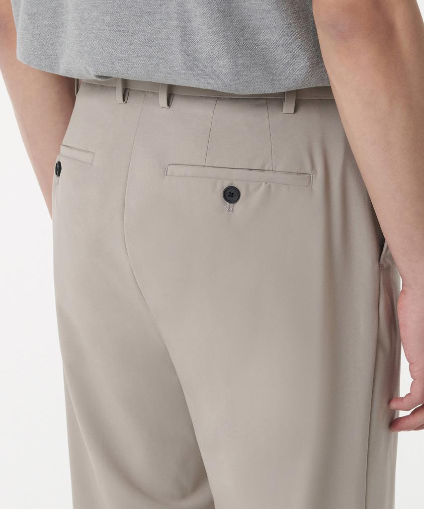 MUSINSA STANDARD [Cooltandard] Wide Hidden Elastic Waist Slacks [Light Beige]