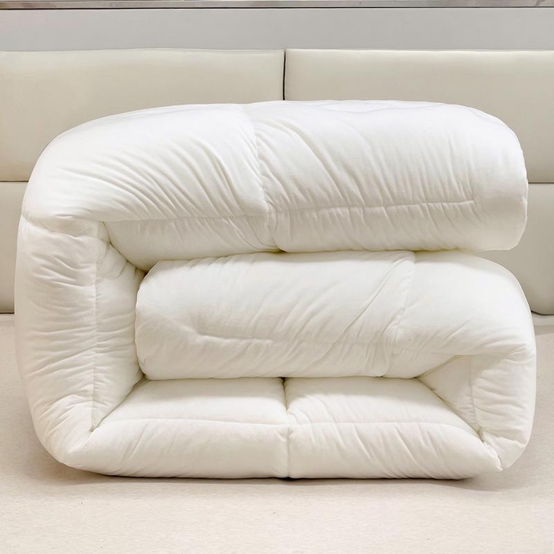 Icelandic Cashmere Down Luxury Quilt with High Rebound Warmth