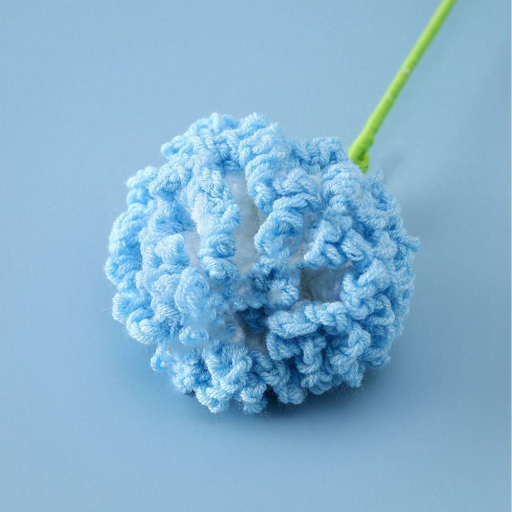 Букет ручной вязки на День матери. Самодельные искусственные цветы. Разноцветный свадебный букет.