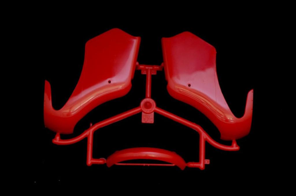 PLATZ Italeri MV Agusta 500cc 4 Cylinder 1964 Plastic Model IT4630 1/9