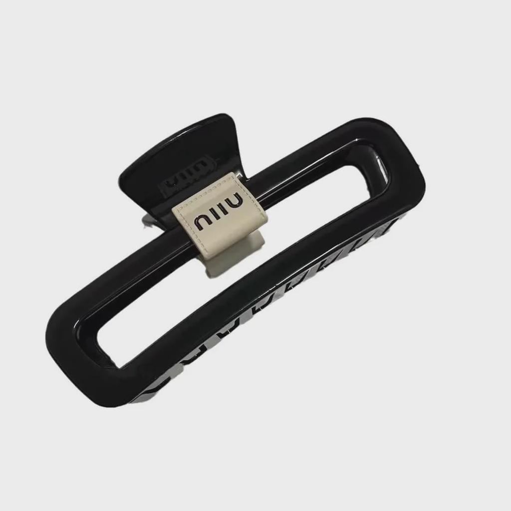 Корейская длинная акриловая заколка для волос на затылке — простой и универсальный дизайн