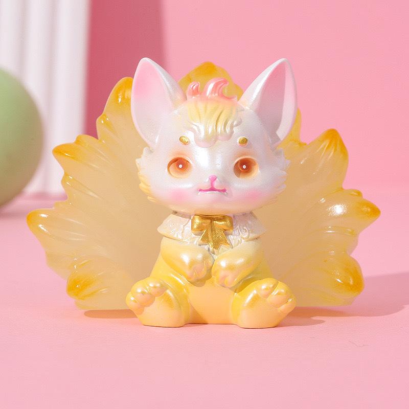 Creative Cartoon Nine Tailed Fox Series Ornaments Cute Luminous Desktop Decoration Car Resin Crafts Girl Birthday Gift