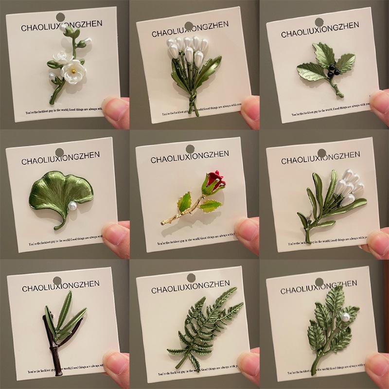 Green Plant Flower Brooch Pearl Anti-Light Pin Accessories High-End Women'S Small Fresh Suit Corsage Decoration