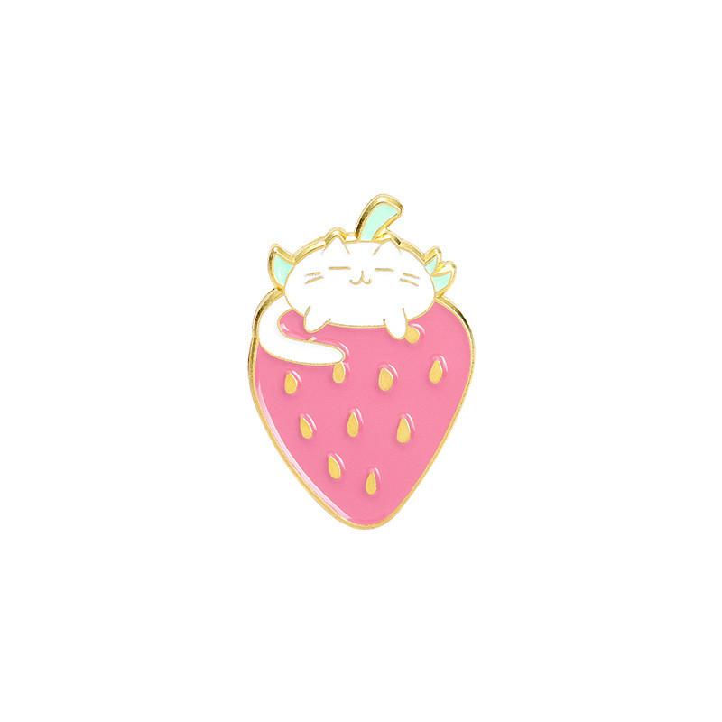 Strawberry Cat Adorable Brooch Cute Japanese Style Creative Pin Accessory For Bags