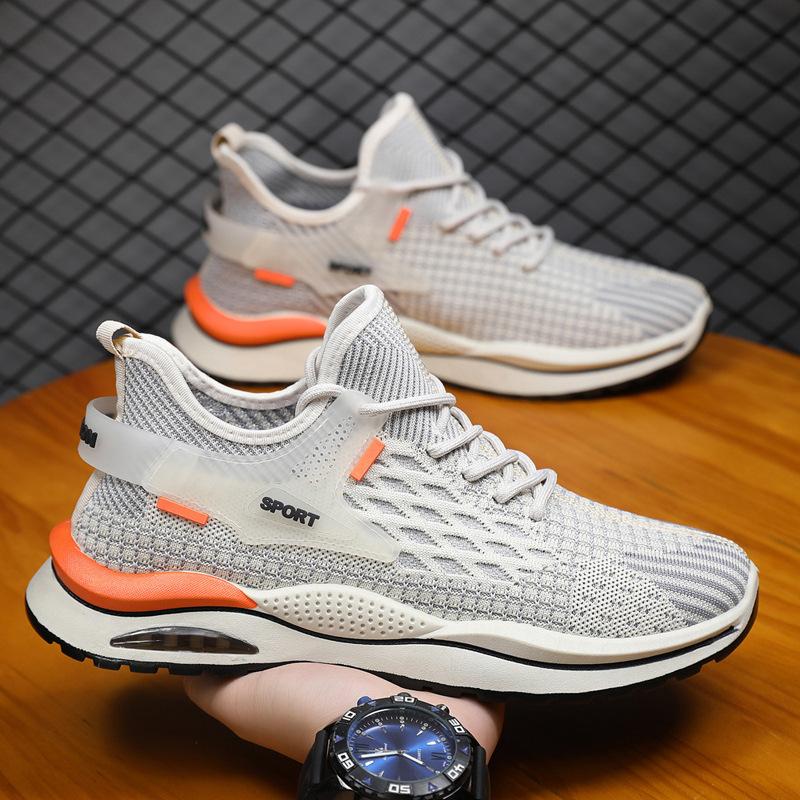 Spring and Autumn New Mesh Breathable Men's Shoes Soft soled Anti slip Running Sports and Leisure Shoes