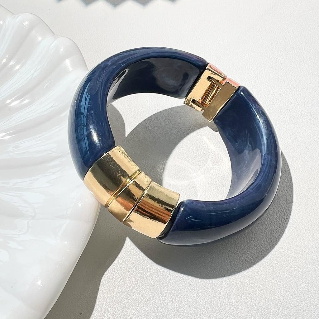 Fashionable French Retro Punk Wide-Edge Alloy Open Bracelet Simple Trendy Individual Ladies' Wristband Gift For Friends