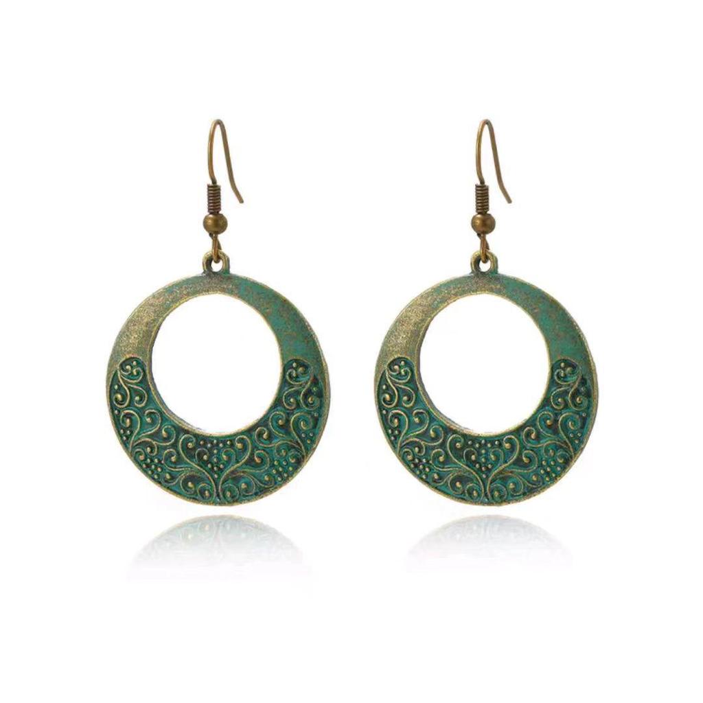 Bohemian Ethnic Tassel Earrings - Tribal Style for Holiday Travel Photography