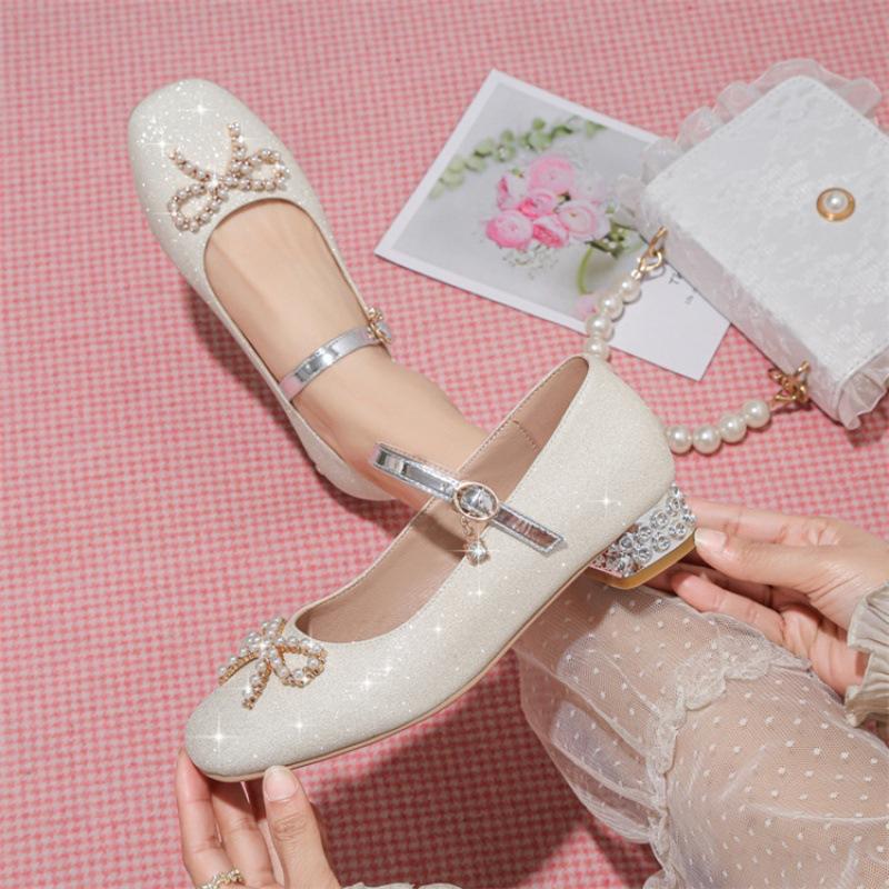 Весенние туфли принцессы для девочек 2025 Новые туфли на толстом каблуке с квадратным носком, низкие, с бантом и пайетками, студенческие детские одинарные туфли