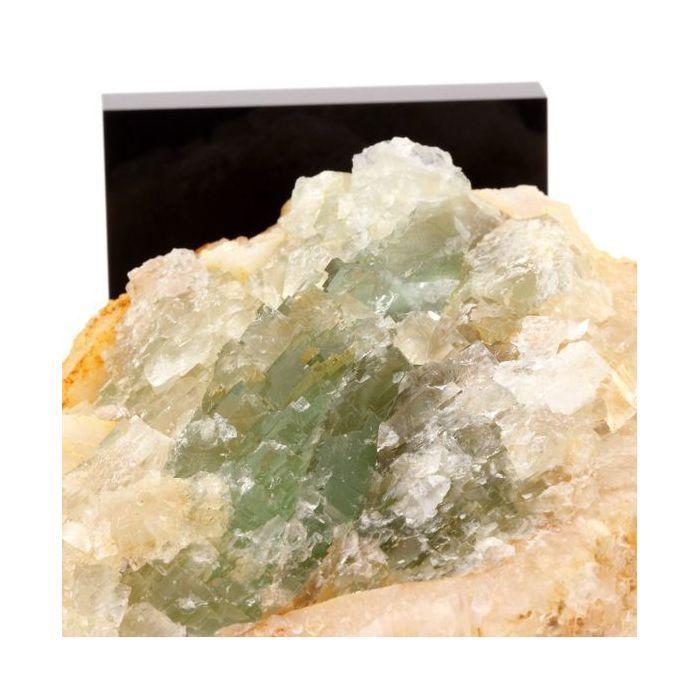 Fluorite + Quartz 1140.1 carats