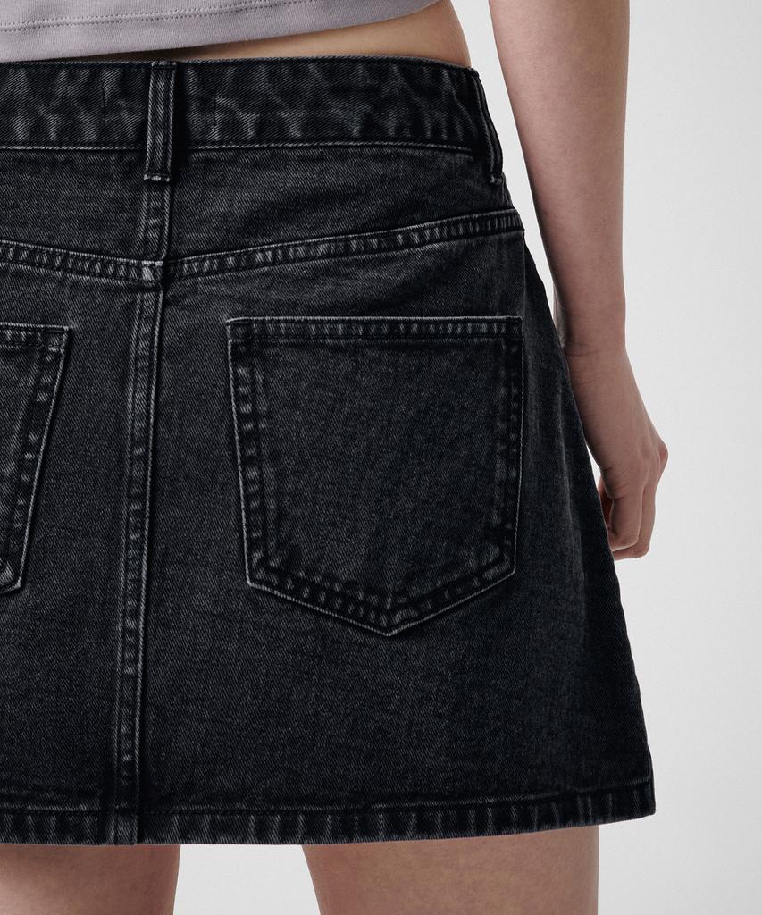 Musinsa Standard Woman Women'S Denim Mini Wrap Skirt [Washed Black]