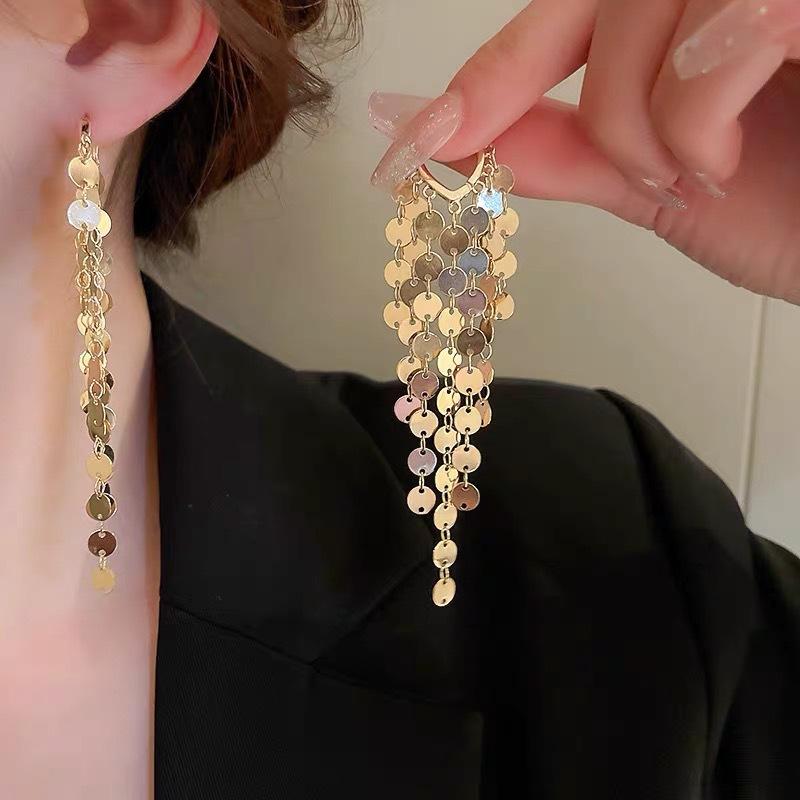 Блестящие серьги-кисточки, женские серьги с чувством высокого класса, легкие роскошные аксессуары для ушей в нишевом дизайне