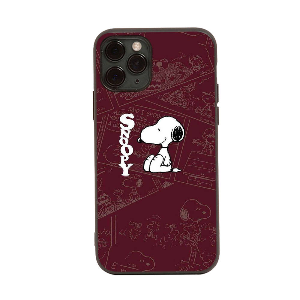 SM4 Snoopy Cartoon Black Sofe Case для iPhone 16 15 Plus 14 13 Pro 8 SE XR XS Max P30 Nova 5T Y5P Y6 Y7 Y8P Y9 Realme C30 C33 C31 VIVO Y36 V27