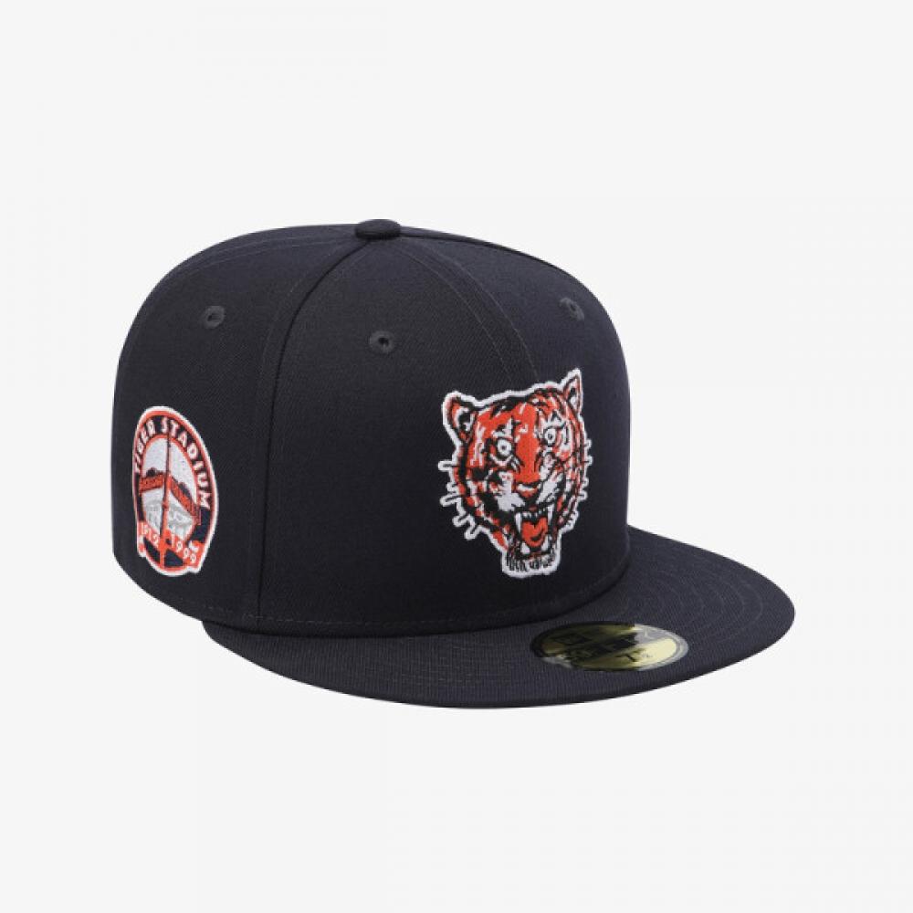 Приталенная кепка New Era Detroit Tigers темно-синяя