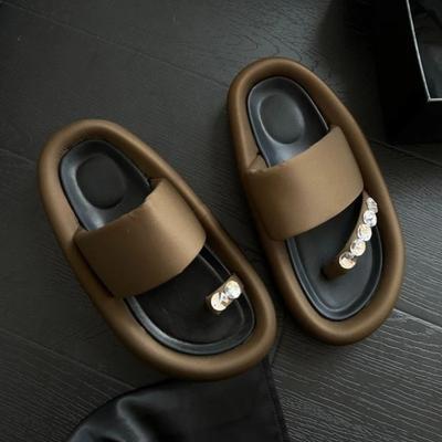 Балетки Женские Тапочки Кристальные Шлепанцы Платформа Модные Женские Сандалии 2025 Летний Тренд Уютные Вьетнамки Пляжные Mujer Zapatos