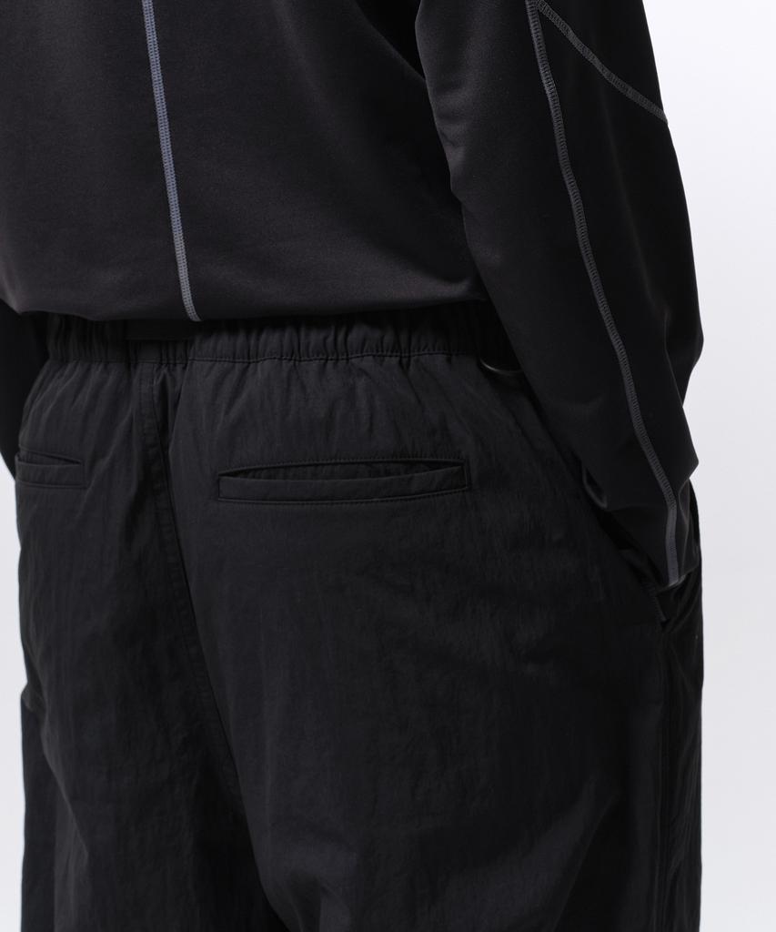 MUSINSA STANDARD [City Leisure] Fleece-Lined Wide Belted Parachute Pants [Black]