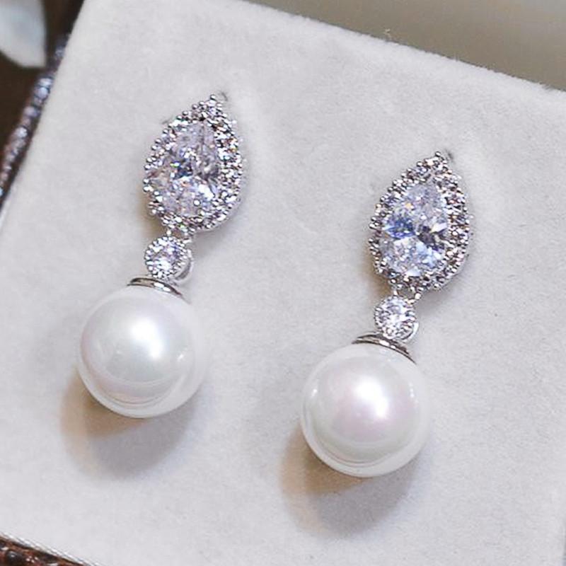 Huitan Fashion Luxury Bride Свадебные серьги Современный дизайн Груша кубический цирконий с имитацией жемчуга Серьги для женщин Ювелирные изделия