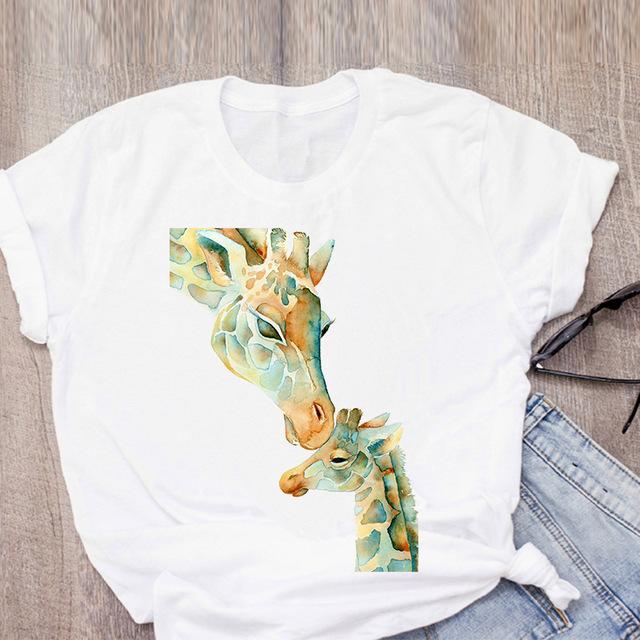 Kawaii Animal Giraffe Graphic Women T-Shirt 90S Summer Loose Short Sleeve Round Neck Female Top Streetwear Y2K Clothes