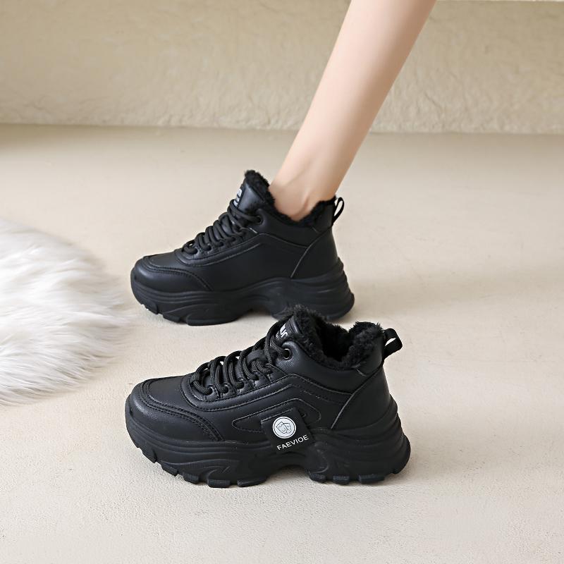 CRLAYDK Зимние массивные кроссовки для женщин на платформе до щиколотки с меховой подкладкой Теплые спортивные туфли на танкетке из кожи для ходьбы Модные теннисные туфли
