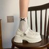 Белые туфли-лодочки на платформе, увеличивающей высоту юбки, женские, новая осенняя коллекция 2025 года, с мелким вырезом, туфли Мэри Джейн