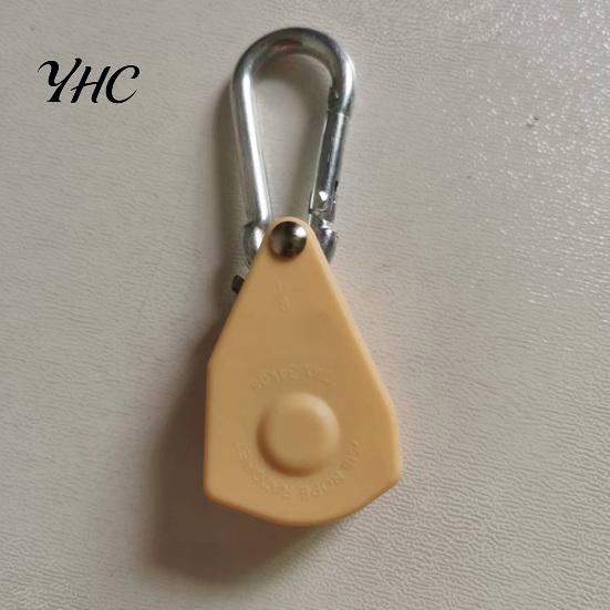 Abrasion-resistant Outdoor Gear Cable Pulley with Carabiner Hook Portable Camping Tent Windproof Rope Buckle Reliable Equipment Clips Heavy
