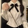 Ayollar uchun oq ko'ylaklar Kawaii dantelli Lolita bluzkalari Shirin tunikalar Qisqartirilgan uzun yengli toplar Preppy koreyscha