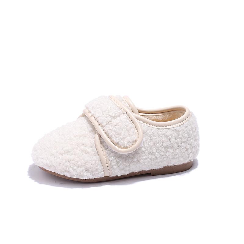 Детская зимняя обувь Классические простые повседневные туфли из хлопка для девочек Модные теплые пушистые детские мокасины на плоской подошве для мальчиков с круглым носком