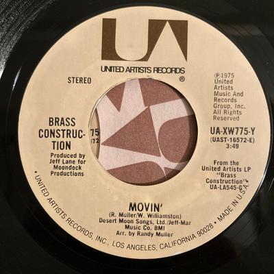 7-дюймовая пластинка ЛАТУННАЯ КОНСТРУКЦИЯ - Movin' / Talkin' UAXW775Y United Artists 1975 Канада Соул/Фанк Б/У
