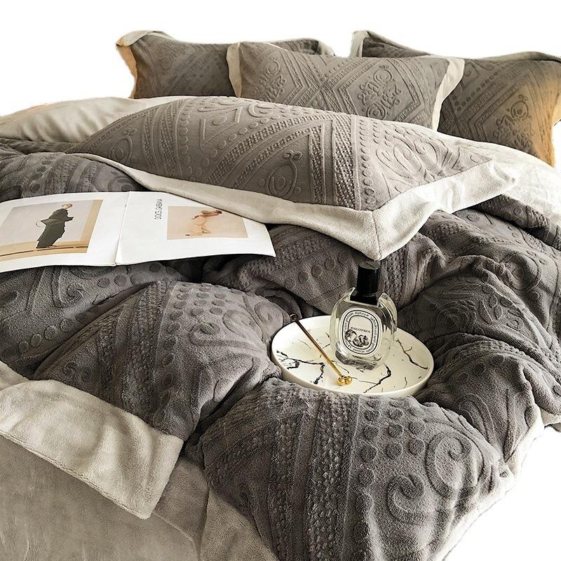 Комплект постельного белья из молочного флиса для беременных и младенцев класса А из четырех предметов для осени и зимы, теплый и толстый коралловый флис, сон обнаженным с флисом