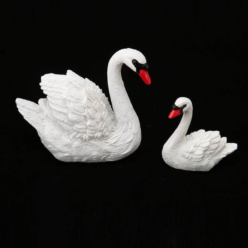 2pcs Small Resin Swan Ornaments Resin Cake Topper Set Swan Decorations Garden Pond Use