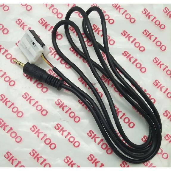 3.5mm Macho To Audio Cable Adapter for Peugeot 307 308 407 408 507 for Citroen C2 C5 Sega TRIUMPH with VDO RD4 CD