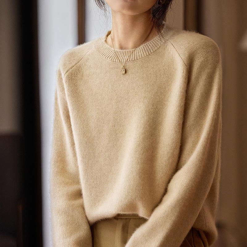 2025 Women's Thickened Loose Pure Wool Round Neck Sweater