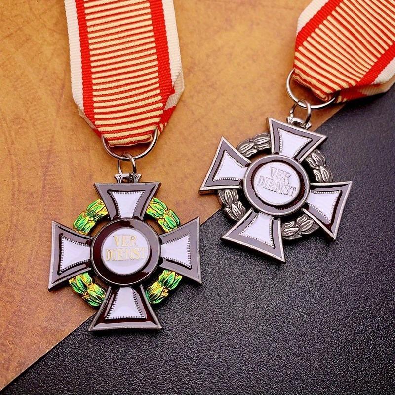 1Pc Classic Austrian Merit Medal Replica Metal Badge Collection DIY Clothing Decor