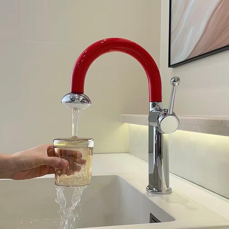 TLXT Pull-Out Swivel Kitchen Faucet