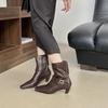 Осень-зима 2025 новые модели, европейский и американский стиль квадратный носок пряжка ремня котенок и темперамент короткие сапоги толстый каблук мартинсы