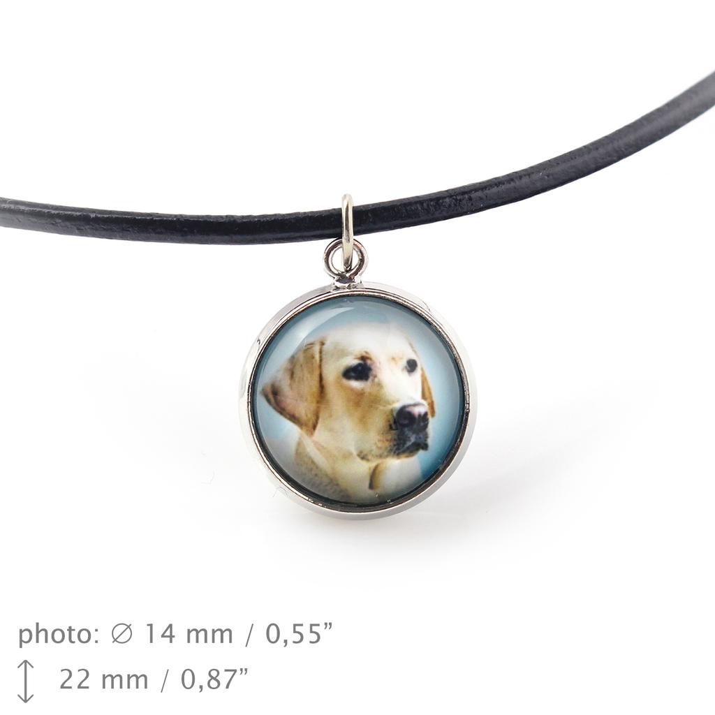 Labrador Retriever I – Necklace pendant with your photo, handmade | Art-Dog