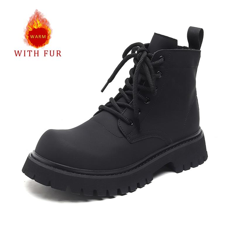 Модная осенне-зимняя мужская обувь. Трендовый минималистичный дизайн. Для прогулок на открытом воздухе, езды на мотоцикле, повседневной носки в офисе. Молодежная и взрослая теплая обувь.